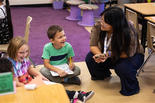 Student Teacher Jullya Pawa with students